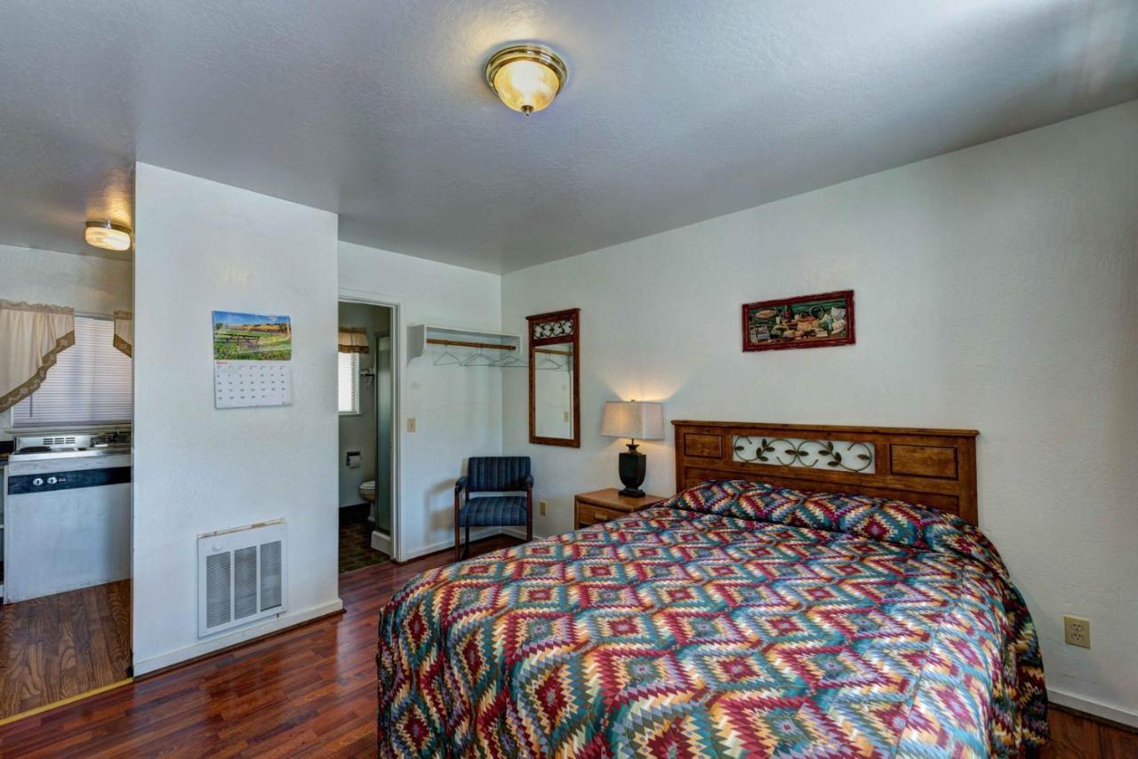 Lake Shasta Lodge Lakehead Bagian luar foto